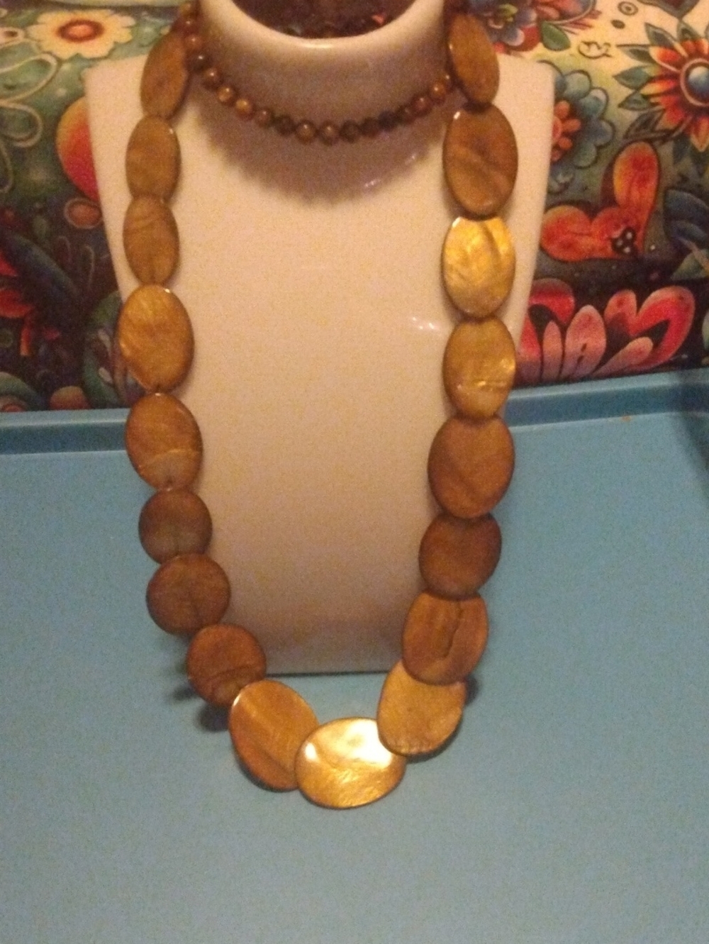Golden Oval Shell Statement Necklace for Women